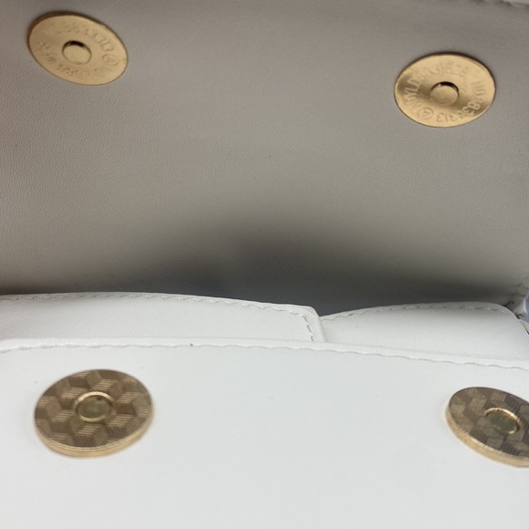 NWT Takeout Food Container Crossbody - Picture 4 of 6